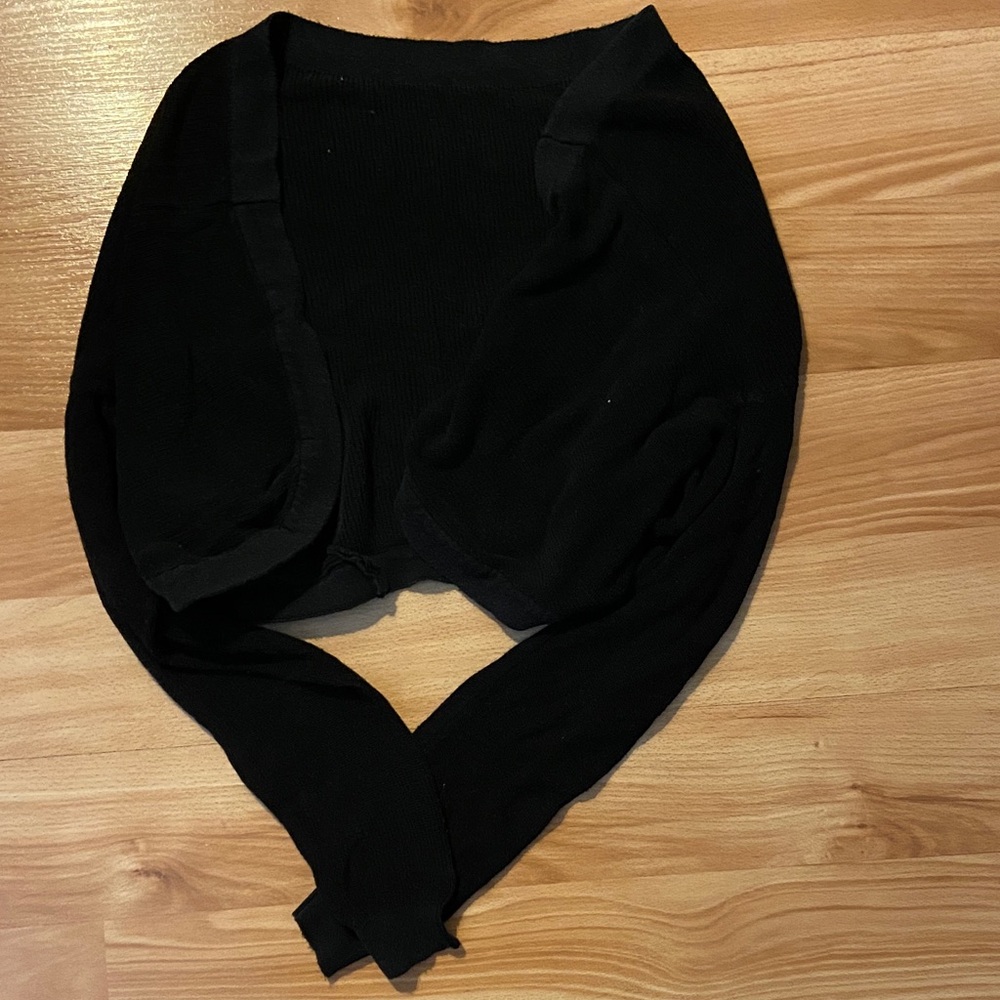 Black Cropped Cardigan